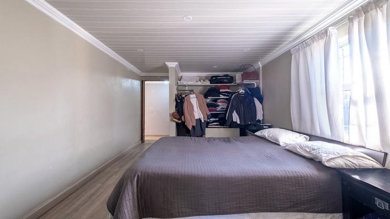 4 Bedroom Property for Sale in Glenwood Western Cape